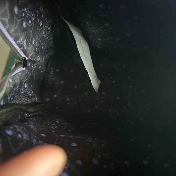 🌻 HOST PICK 🌻 ♠️ Kuromi x Loungefly Sanrio Backpack + Wallet ♠️ - Picture 4 of 5